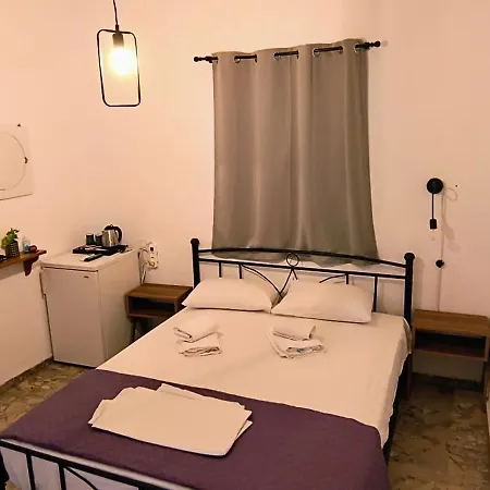 Pension Panagiota Spetses Town Exterior photo